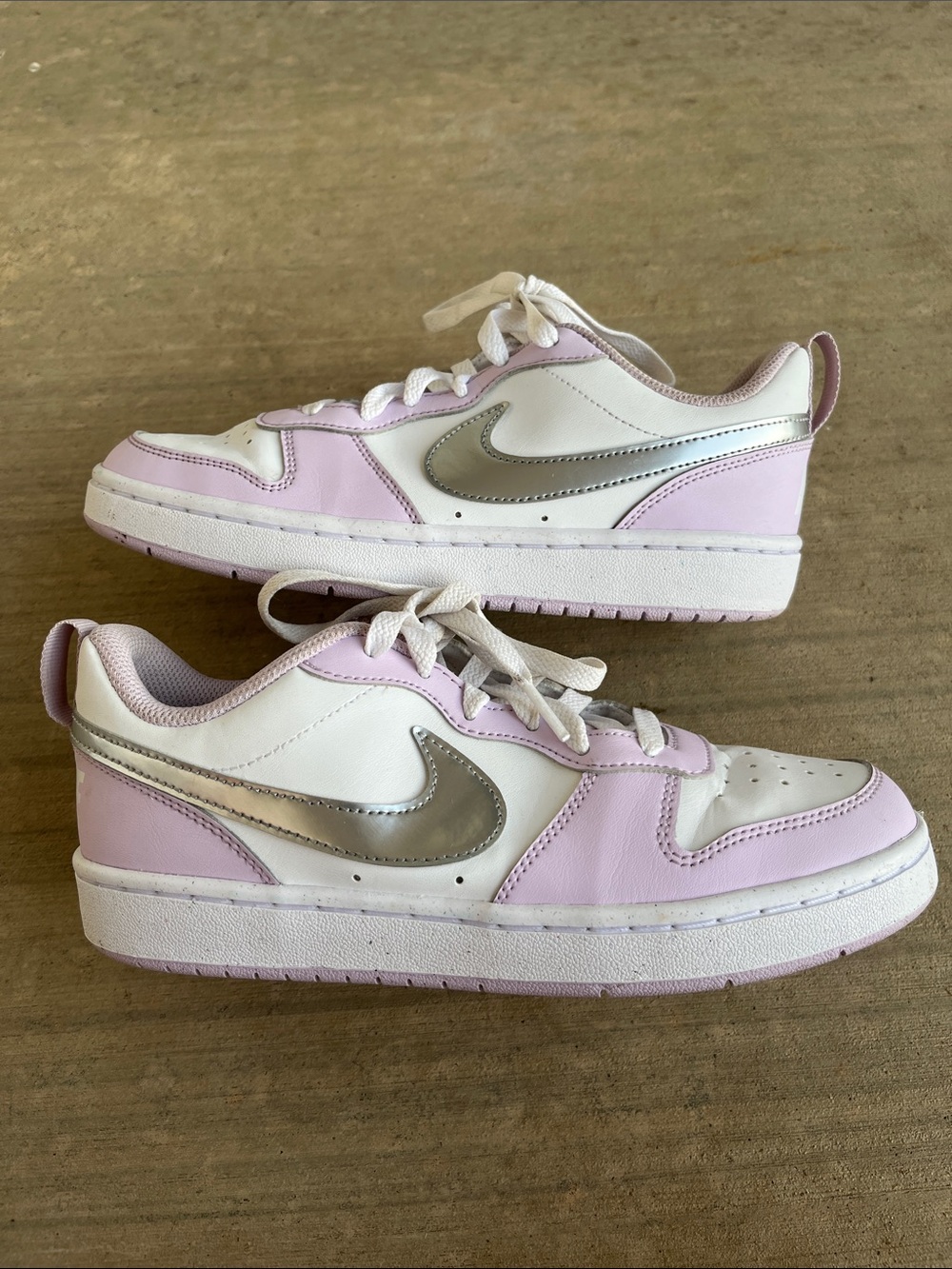 Nike Girl’s Low Top Sneakers
